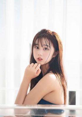 诱人的年轻的秘书1_4K免费播放