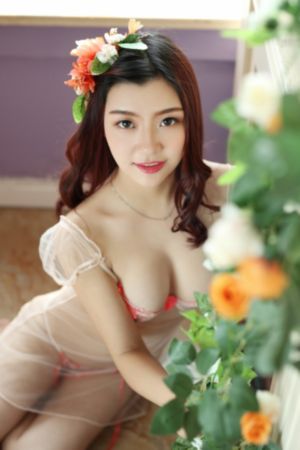 在摇晃的电车上_国产剧电影在线观看