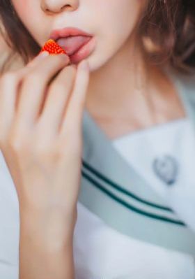 年轻的保姆1_BD英语在线播放